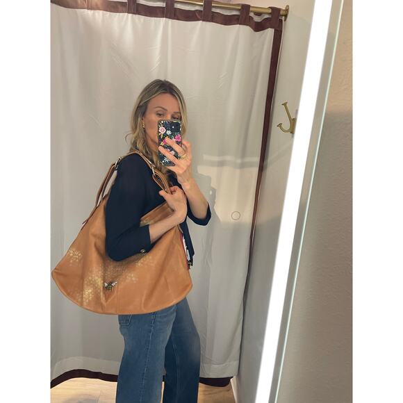 Hand Painted Bumble Bee Leather Hobo Bag Horse bit Anuschka Inspired - Picture 14 of 16